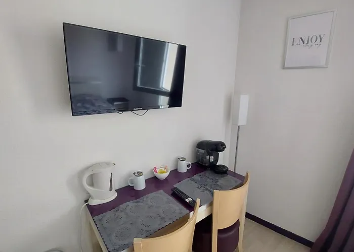 Moderne Et Equipe Centre * Λούρδη